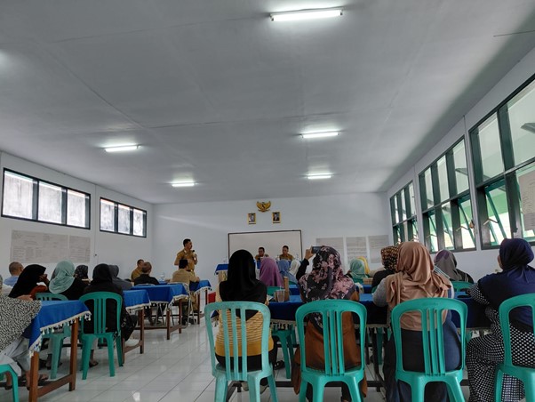 Sosialisasi dan rapat orang tua murid dan komite sekolah SMPN 6 Kuningan